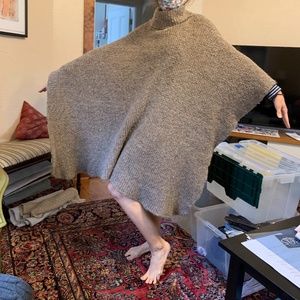 Bailey Bundles Wool Poncho